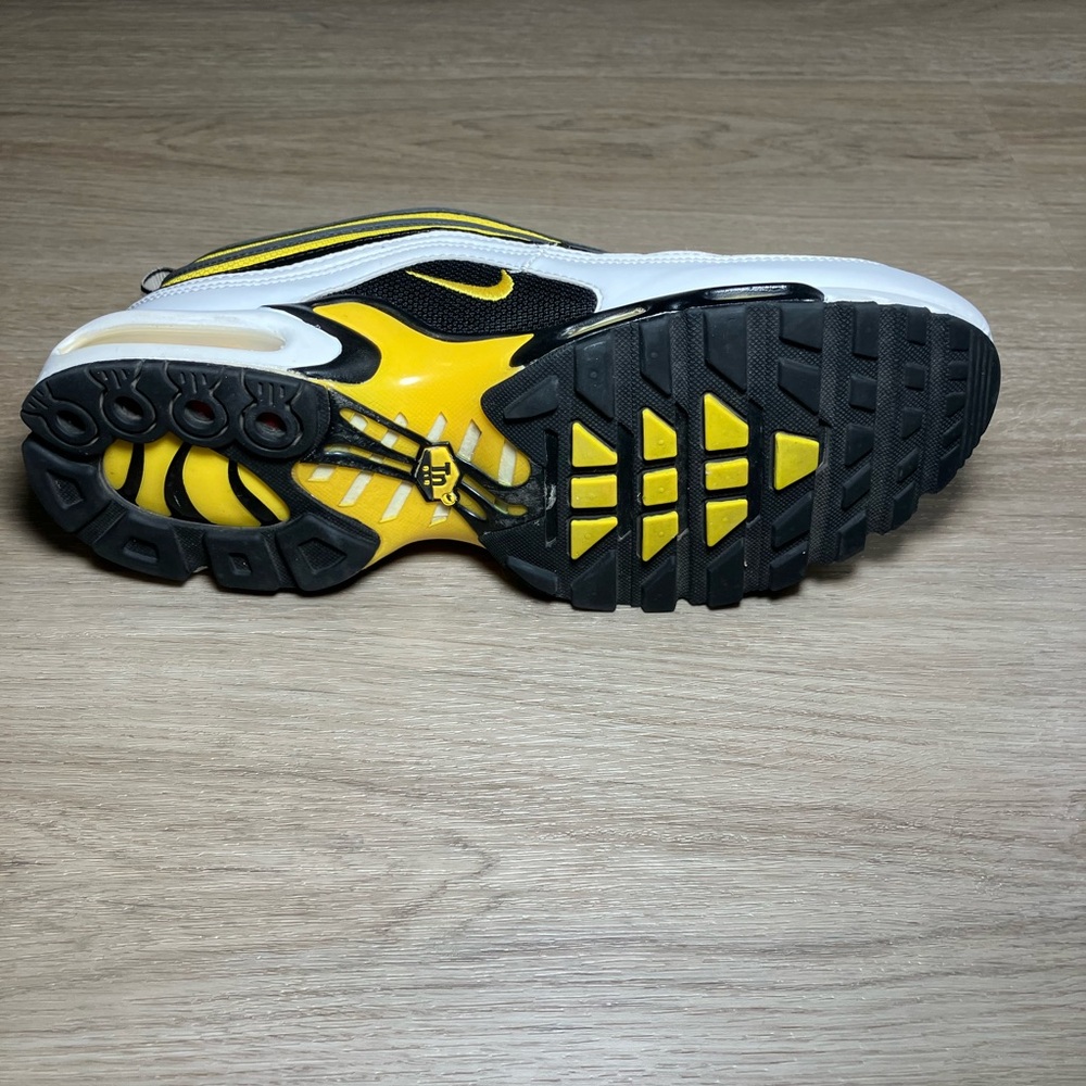 NIKE AIR MAX PLUS / 97 AIR MAX 97 "FREQUENCY PACK" YELLOW SZ 9.5 - Picture 11 of 13